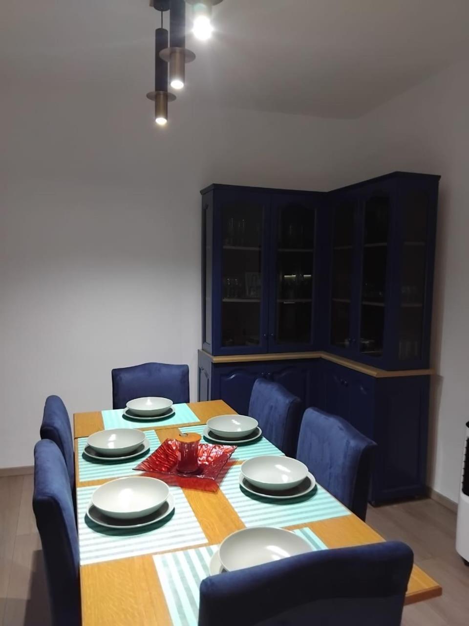 Kurti Villa *