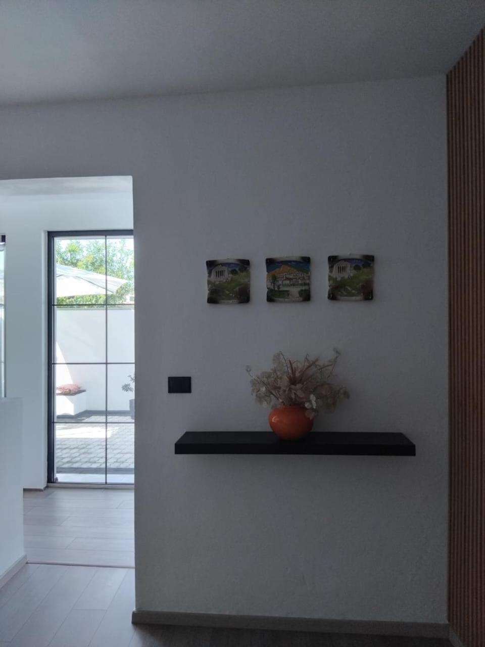 Villa Kurti Vlorë